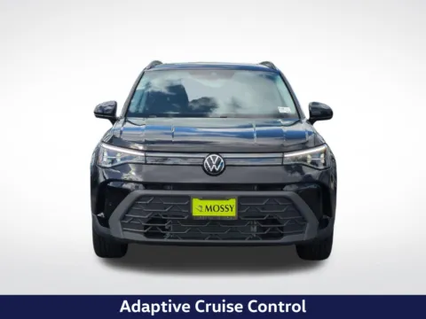 More photos of 2027 Volkswagen Taos 1.5T SE Black at Mossy Volkswagen, CA