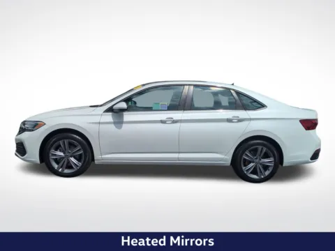 More photos of 2023 Volkswagen Jetta 1.5T SE at Mossy Volkswagen, CA