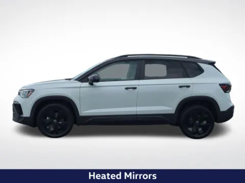 More photos of 2027 Volkswagen Taos 1.5T SE Black at Mossy Volkswagen, CA