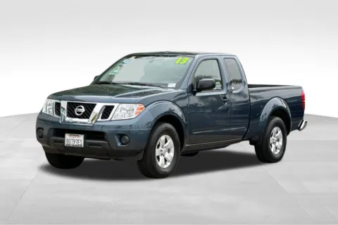 Gray 2013 Nissan Frontier SV for sale in Escondido, CA