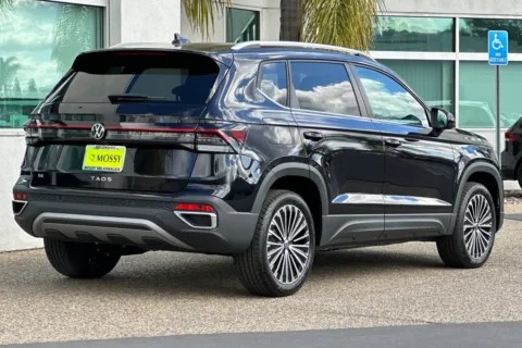 More photos of 2025 Volkswagen Taos 1.5T SE at Mossy Volkswagen, CA