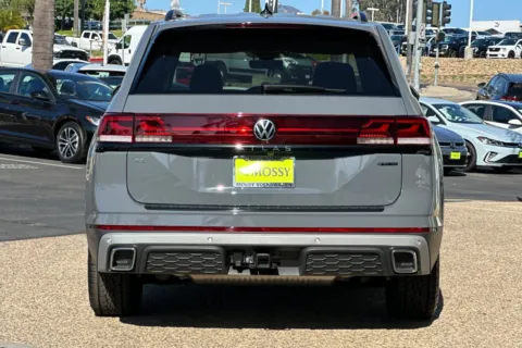 More photos of 2025 Volkswagen Atlas 2.0T Peak Edition at Mossy Volkswagen, CA
