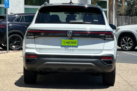 More photos of 2025 Volkswagen Taos 1.5T SE at Mossy Volkswagen, CA