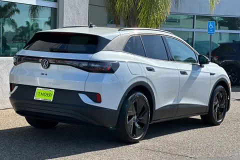 More photos of 2025 Volkswagen ID.4 Pro S at Mossy Volkswagen, CA