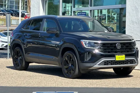 Photos of 2025 Volkswagen Atlas Cross Sport 2.0T SE w/Technology for sale in Escondido, CA at Mossy Volkswagen