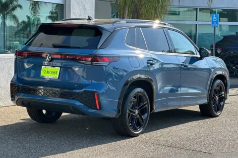 More photos of 2025 Volkswagen Tiguan 2.0T SE R-Line Black at Mossy Volkswagen, CA