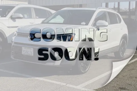White 2025 Volkswagen Taos 1.5T SE for sale in Escondido, CA