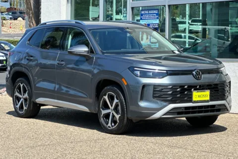 Photos of 2025 Volkswagen Tiguan 2.0T SE for sale in Escondido, CA at Mossy Volkswagen