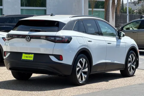 More photos of 2023 Volkswagen ID.4 Standard at Mossy Volkswagen, CA