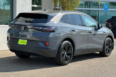 More photos of 2025 Volkswagen ID.4 Pro S at Mossy Volkswagen, CA