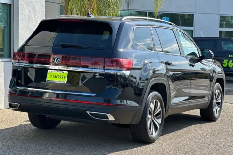More photos of 2026 Volkswagen Atlas 2.0T SE at Mossy Volkswagen, CA