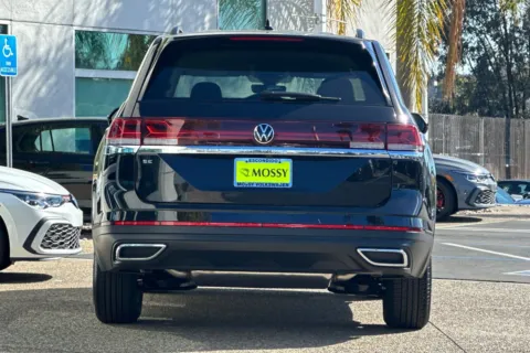 More photos of 2025 Volkswagen Atlas 2.0T SE at Mossy Volkswagen, CA