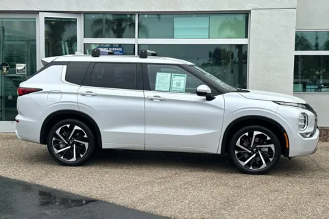 Another view of 2022 Mitsubishi Outlander SEL for sale in Escondido, CA at Mossy Volkswagen