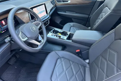 Another view of 2026 Volkswagen Atlas 2.0T SE w/Technology for sale in Escondido, CA at Mossy Volkswagen