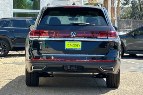 More photos of 2026 Volkswagen Atlas 2.0T SE w/Technology at Mossy Volkswagen, CA