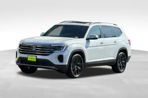 White 2026 Volkswagen Atlas 2.0T SE w/Technology for sale in Escondido, CA