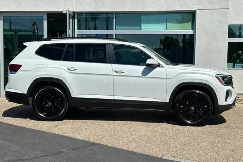 Another view of 2026 Volkswagen Atlas 2.0T SE w/Technology for sale in Escondido, CA at Mossy Volkswagen
