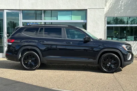 Another view of 2026 Volkswagen Atlas 2.0T SE w/Technology for sale in Escondido, CA at Mossy Volkswagen