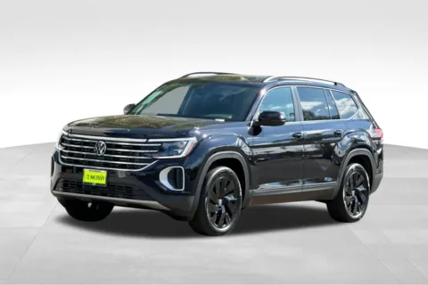 Black 2026 Volkswagen Atlas 2.0T SE w/Technology for sale in Escondido, CA