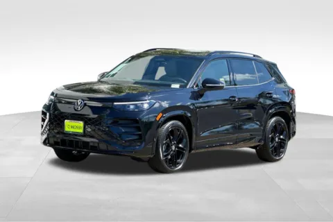 Black 2025 Volkswagen Tiguan 2.0T SE R-Line Black for sale in Escondido, CA