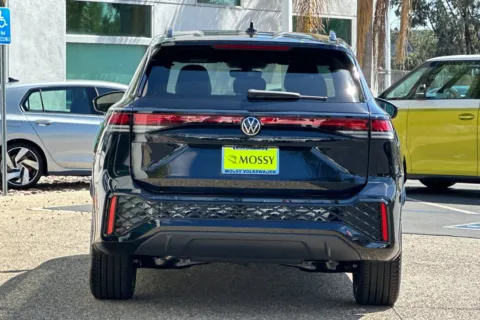 More photos of 2025 Volkswagen Tiguan 2.0T SE R-Line Black at Mossy Volkswagen, CA