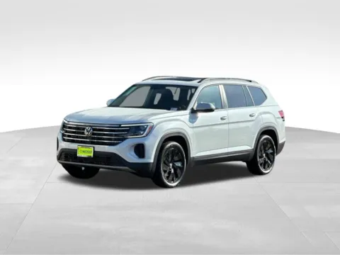 White 2026 Volkswagen Atlas 2.0T SE w/Technology for sale in Escondido, CA