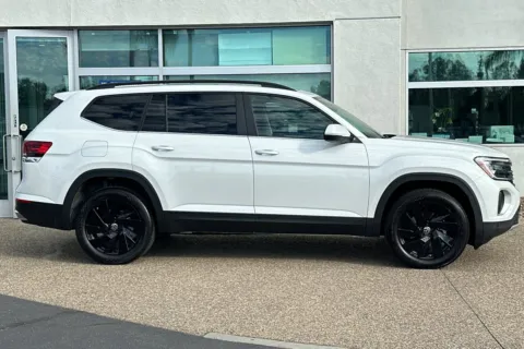 Another view of 2026 Volkswagen Atlas 2.0T SE w/Technology for sale in Escondido, CA at Mossy Volkswagen