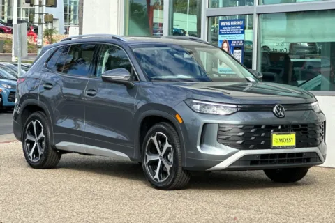 Photos of 2025 Volkswagen Tiguan 2.0T SE for sale in Escondido, CA at Mossy Volkswagen