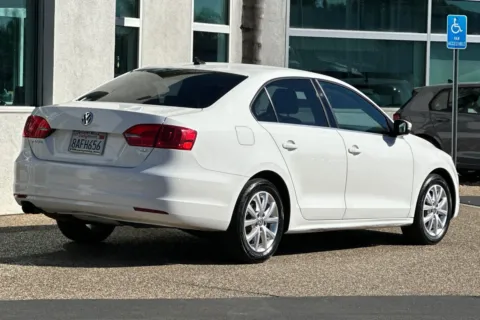 More photos of 2014 Volkswagen Jetta 1.8T SE at Mossy Volkswagen, CA