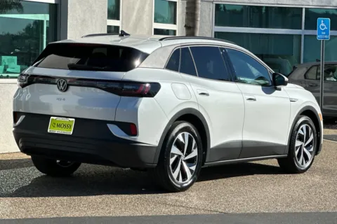 More photos of 2025 Volkswagen ID.4 Pro at Mossy Volkswagen, CA