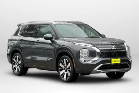Photos of 2026 Mitsubishi Outlander SEL for sale in Escondido, CA at Mossy Mitsubishi