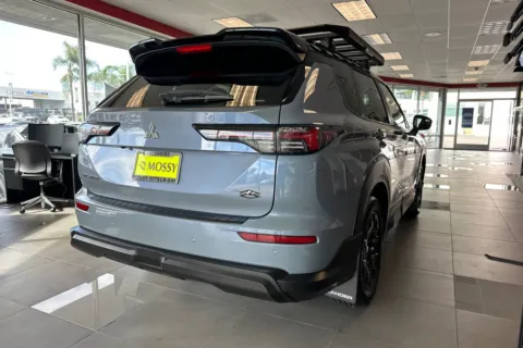 More photos of 2026 Mitsubishi Outlander SE at Mossy Mitsubishi, CA
