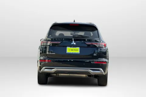 More photos of 2026 Mitsubishi Outlander SEL at Mossy Mitsubishi, CA