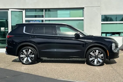 Another view of 2026 Mitsubishi Outlander SEL for sale in Escondido, CA at Mossy Mitsubishi