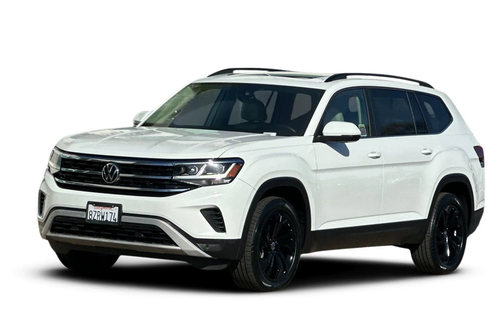 White 2022 Volkswagen Atlas 3.6L V6 SE w/Technology for sale in Escondido, CA