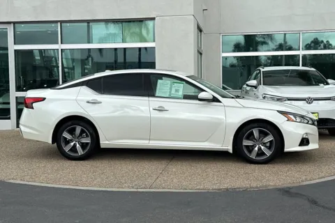 Another view of 2020 Nissan Altima 2.5 SL for sale in Escondido, CA at Mossy Mitsubishi