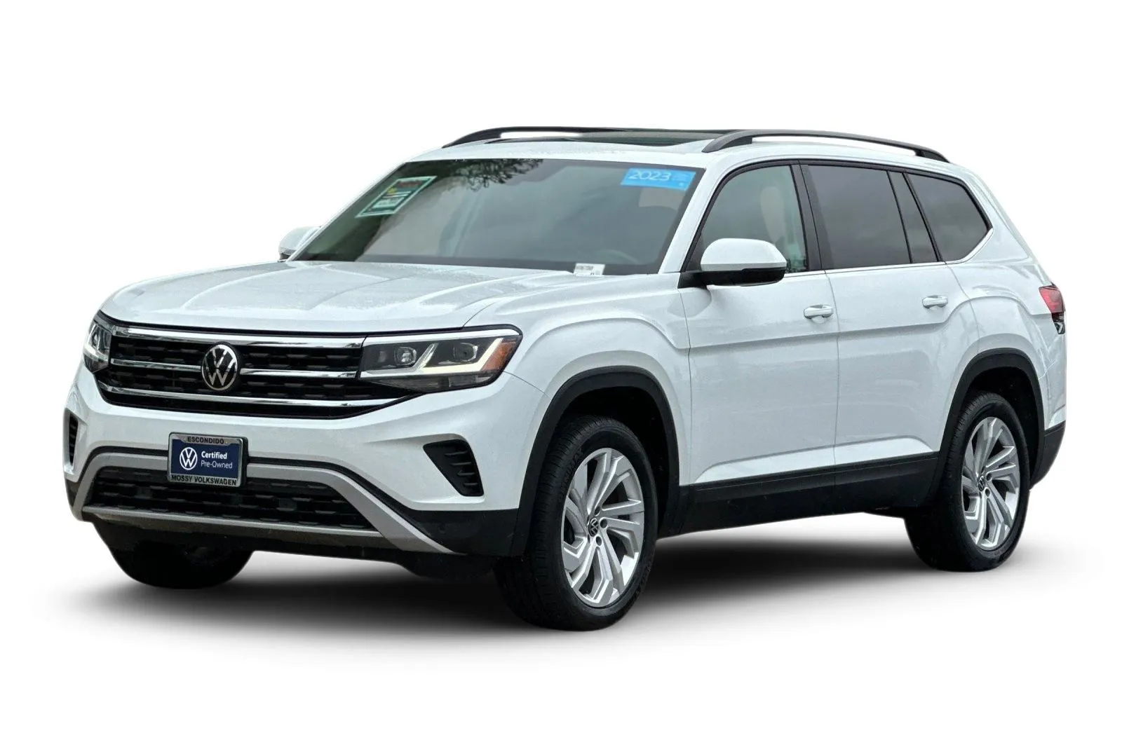 White 2023 Volkswagen Atlas 3.6L V6 SE w/Technology for sale in Escondido, CA