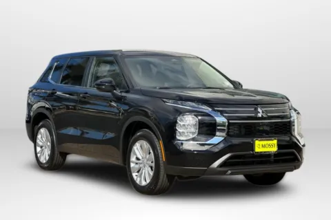 Photos of 2026 Mitsubishi Outlander ES for sale in Escondido, CA at Mossy Mitsubishi