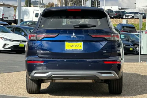 More photos of 2026 Mitsubishi Outlander SE at Mossy Mitsubishi, CA