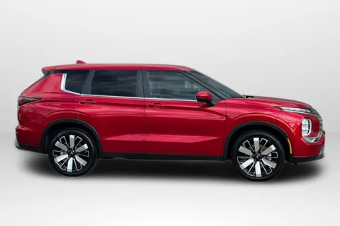 Another view of 2026 Mitsubishi Outlander SE for sale in Escondido, CA at Mossy Mitsubishi