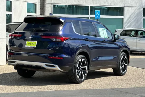 More photos of 2024 Mitsubishi Outlander SE at Mossy Mitsubishi, CA