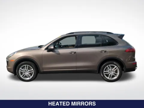 More photos of 2016 Porsche Cayenne at Mossy Mitsubishi, CA