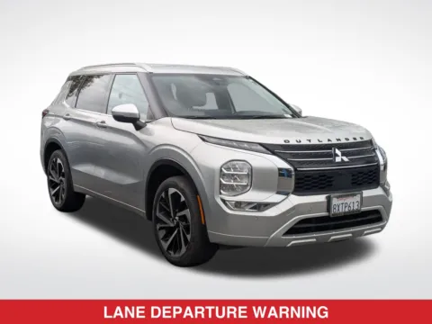 More photos of 2022 Mitsubishi Outlander SEL at Mossy Mitsubishi, CA