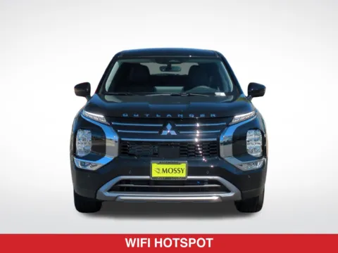 More photos of 2026 Mitsubishi Outlander SE at Mossy Mitsubishi, CA