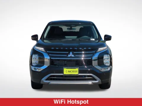 More photos of 2026 Mitsubishi Outlander SE at Mossy Mitsubishi, CA