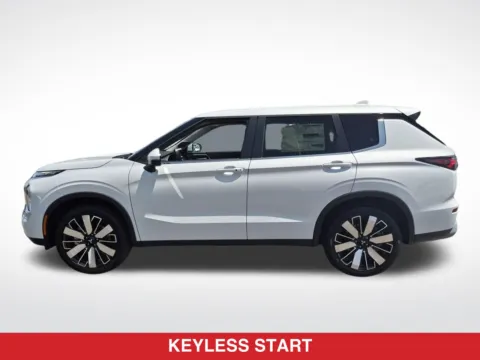 More photos of 2026 Mitsubishi Outlander SE at Mossy Mitsubishi, CA