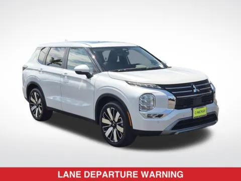 Photos of 2026 Mitsubishi Outlander SE for sale in Escondido, CA at Mossy Mitsubishi