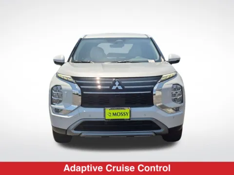 More photos of 2026 Mitsubishi Outlander PHEV SE at Mossy Mitsubishi, CA