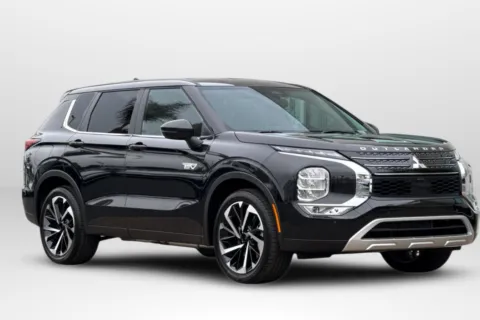 Photos of 2025 Mitsubishi Outlander PHEV SE for sale in Escondido, CA at Mossy Mitsubishi