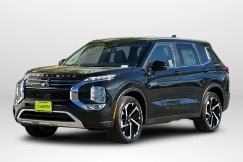Black 2025 Mitsubishi Outlander PHEV SE for sale in Escondido, CA